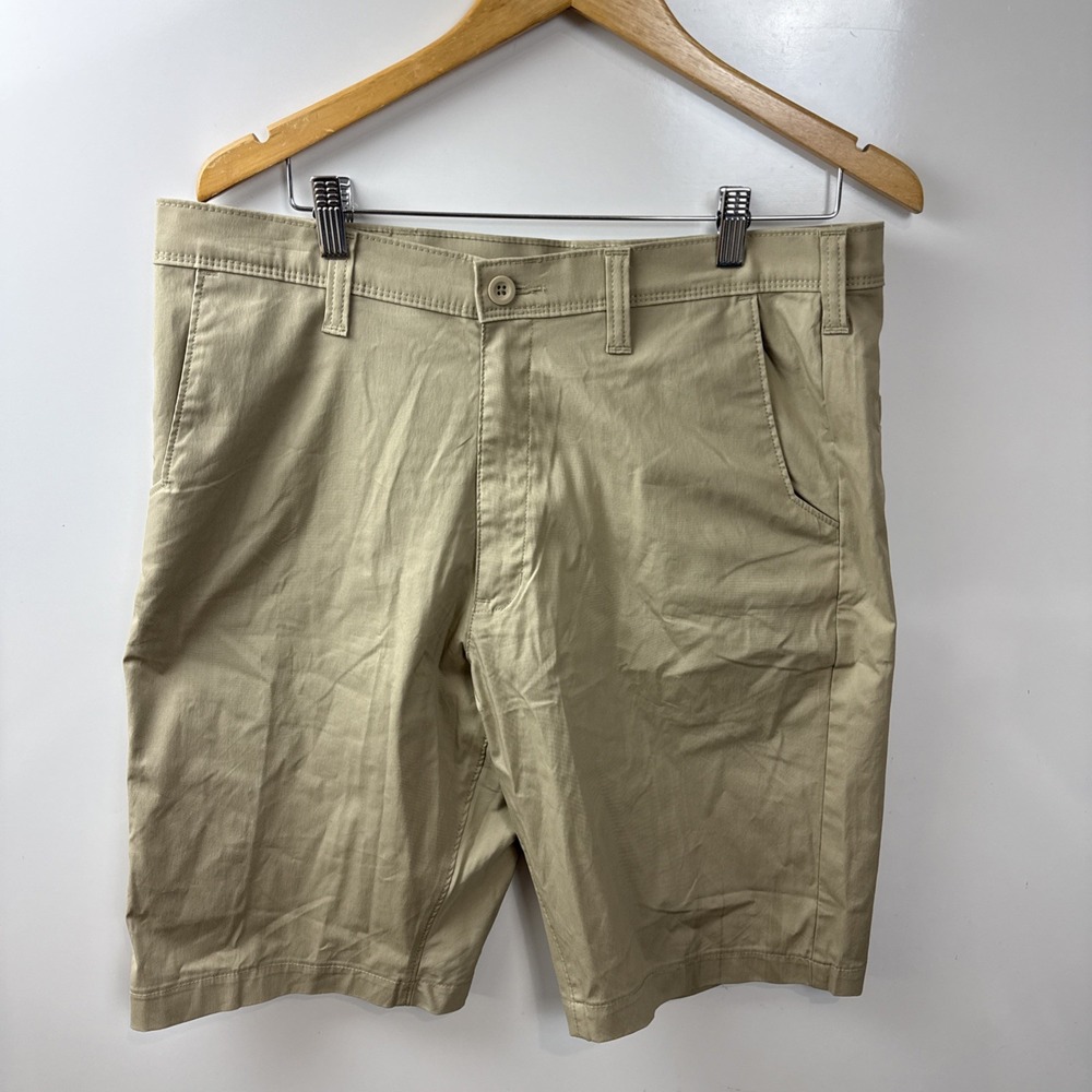 Dickies Shorts Mens 36 Temp-IQ Utility Khaki Beige Workwear Measure 36x11 School